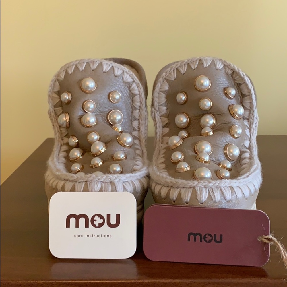 MOU embellished Eskimo boots